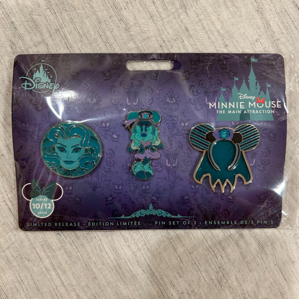Disney Minnie Mouse the Main Attraction Haunted Mansion Pin Set